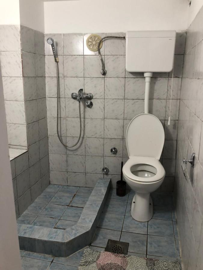 Apartmani Breze Podgoriţa Exterior foto