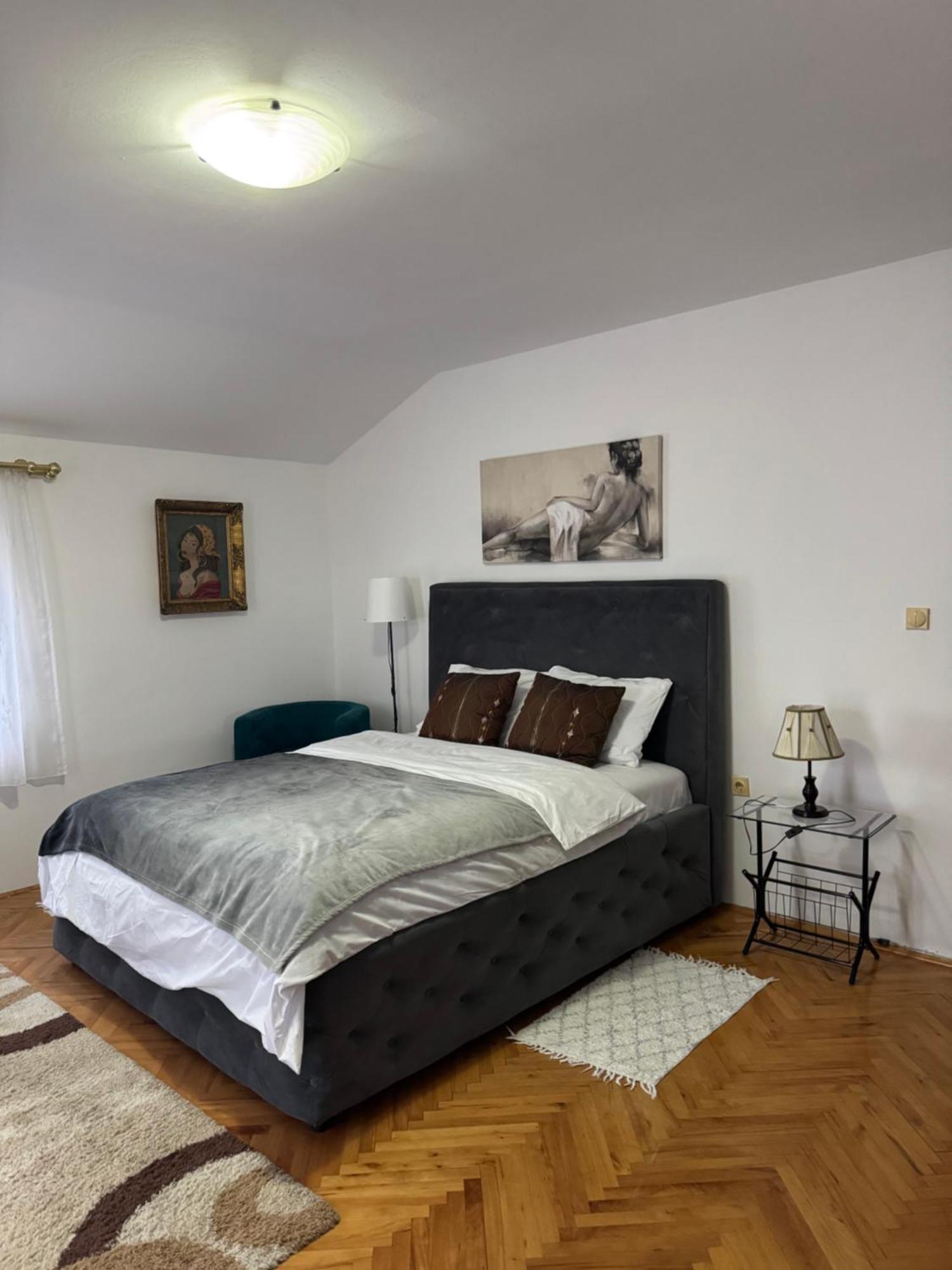 Apartmani Breze Podgoriţa Exterior foto