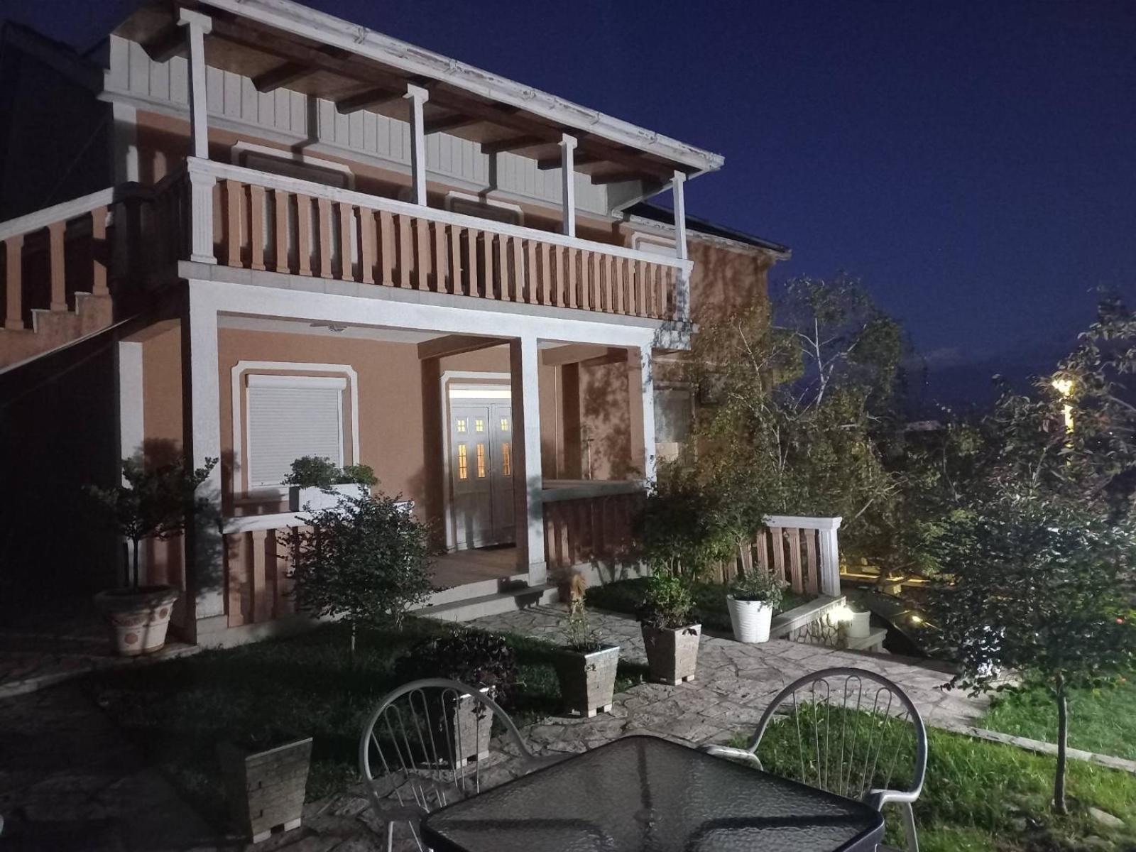Apartmani Breze Podgoriţa Exterior foto