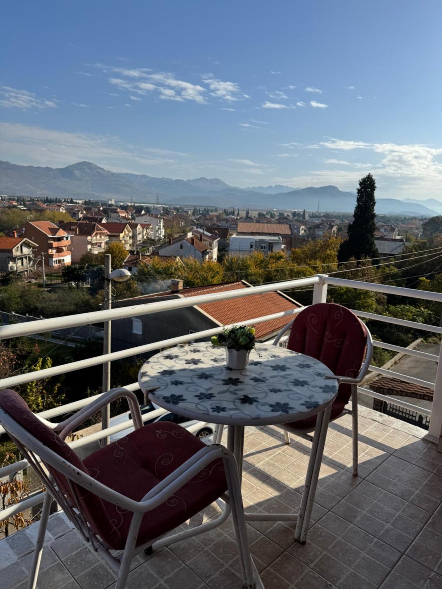 Apartmani Breze Podgoriţa Exterior foto
