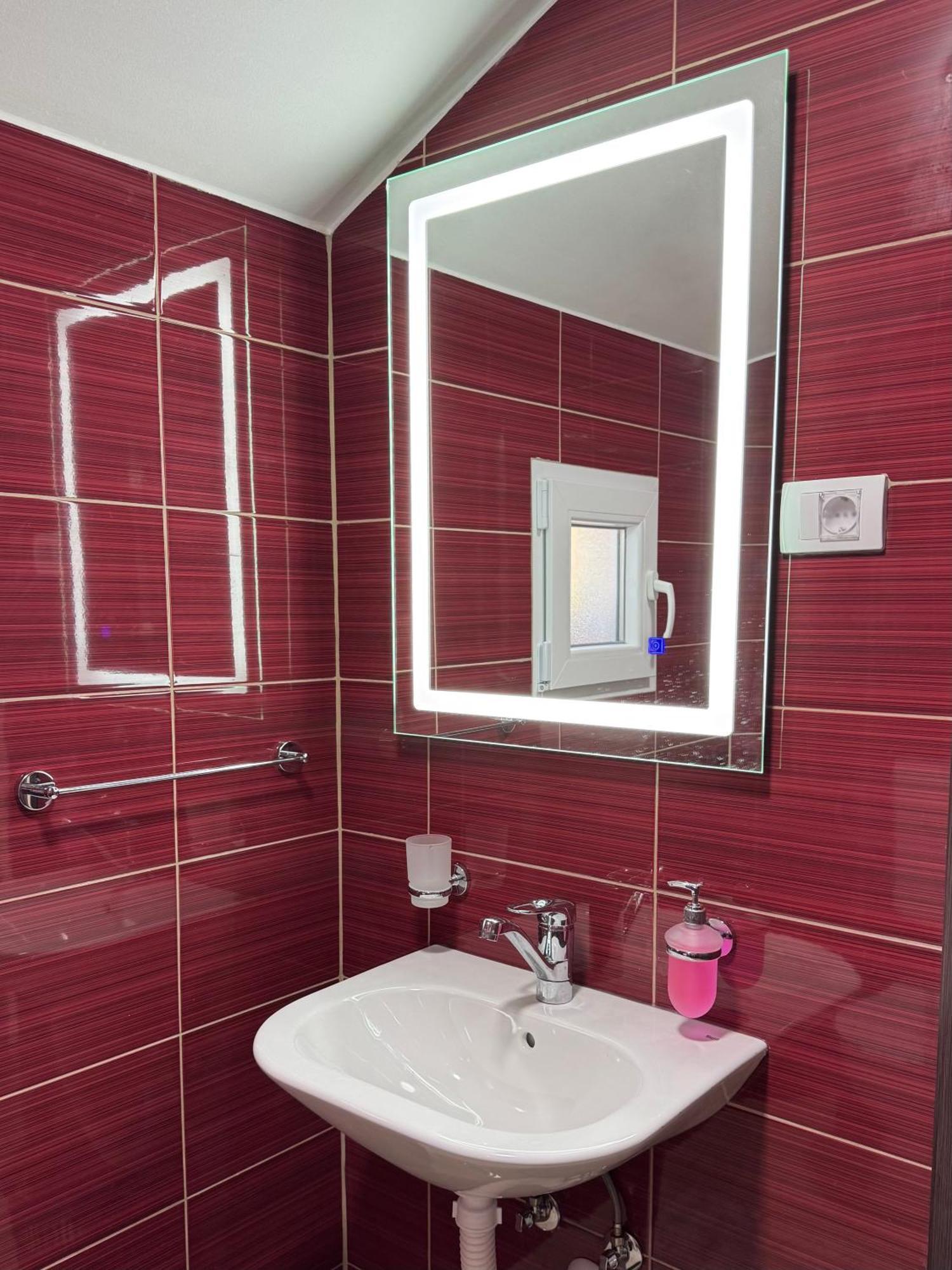 Apartmani Breze Podgoriţa Exterior foto