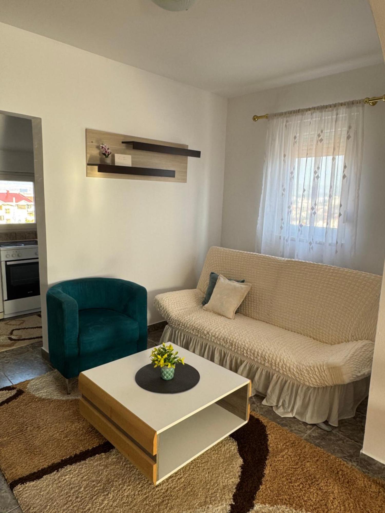Apartmani Breze Podgoriţa Exterior foto