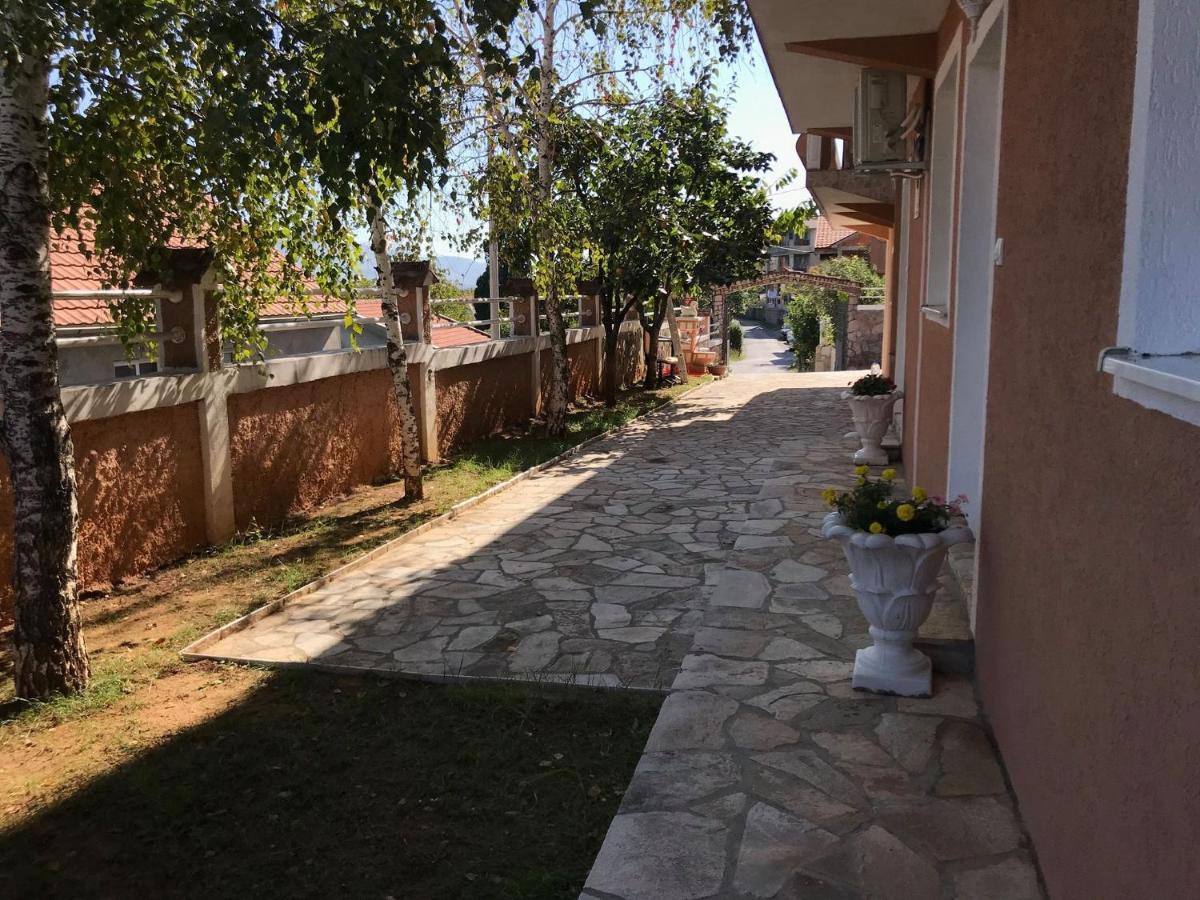 Apartmani Breze Podgoriţa Exterior foto